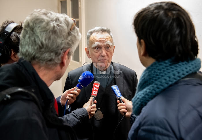 Conférence de presse avec les victimes de prêtres pédophiles