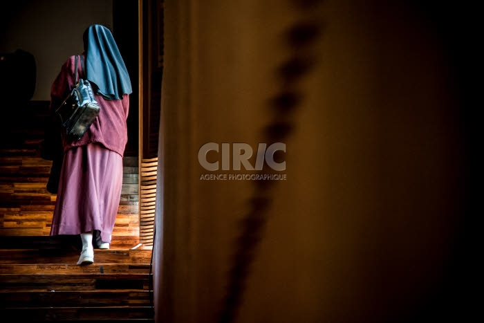 Une religieuse au colloque international sur la vie contemplative à Rome, Italie.
