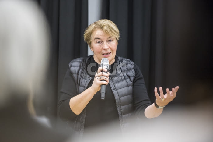 Christine PEDOTTI, vice-présidente du comité de la jupe.