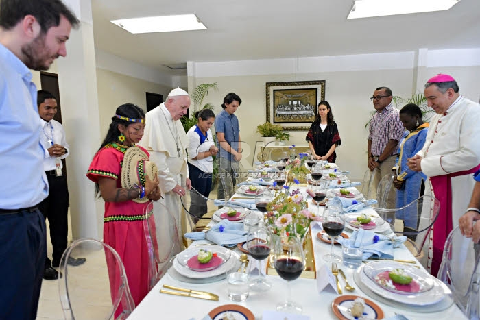 JMJ 2019 au Panama. Déjeuner avec une délégation de jeunes.