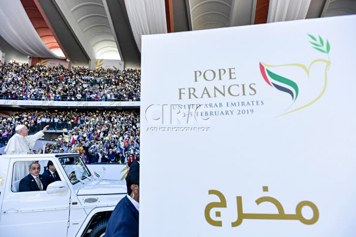 Le pape François aux Emirats arabes unis. Messe à Abu Dhabi.