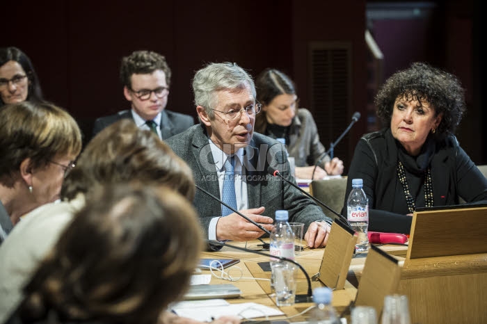 Commission sénatoriale d’information  sur les infractions sexuelles sur mineurs.