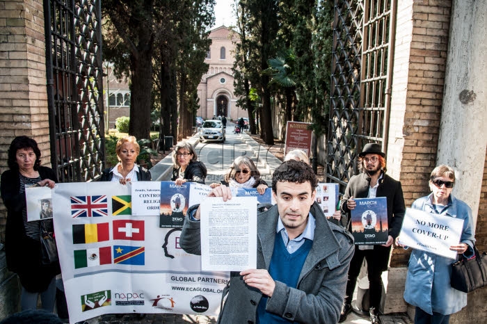 Abus sexuels dans l’Eglise, manifestation de victimes à Rome.
