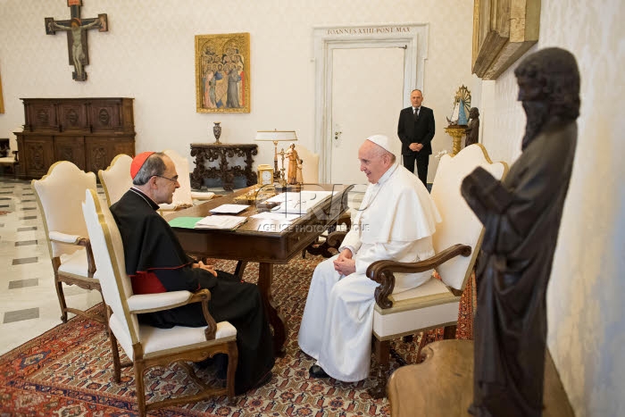 Le Card. Philippe BARBARIN, arch. de Lyon, présente sa démission au Pape.