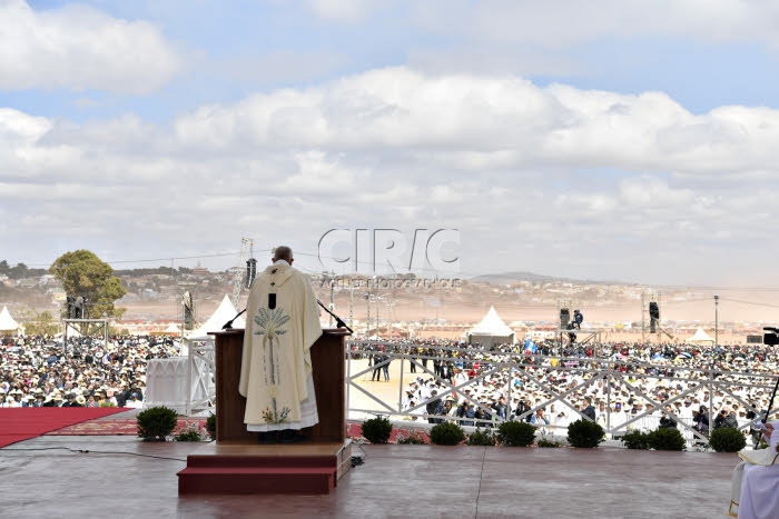 Voyage apostolique du pape François à Madagascar, Afrique australe.