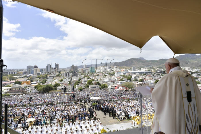 Voyage apostolique du pape François à l'Ile Maurice, Afrique australe.