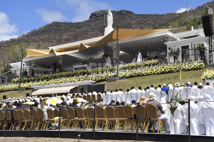 Voyage apostolique du pape François à l'Ile Maurice, Afrique australe.