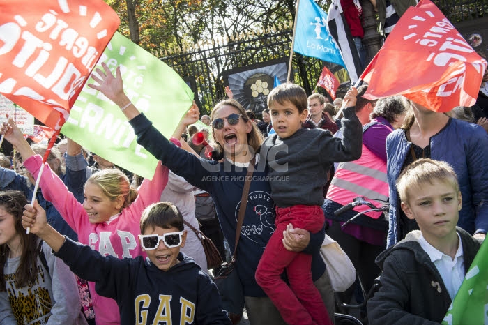 Manifestation contre la réforme de la PMA.