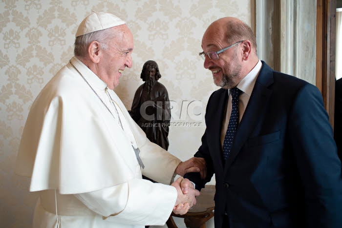 Le pape François reçoit Martin SCHULZ au Vatican.