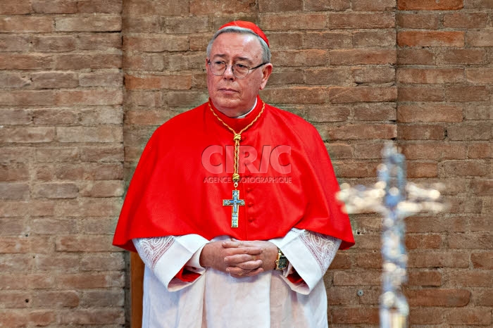 Le Card. Jean-Claude HOLLERICH prend possession de son titre cardinalice.