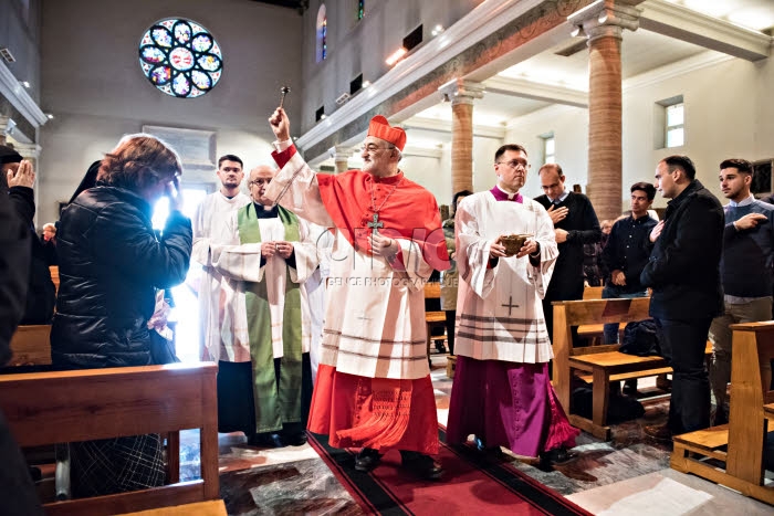 Le Card. Cristobal LOPEZ ROMERO prend possession de son église titulaire.