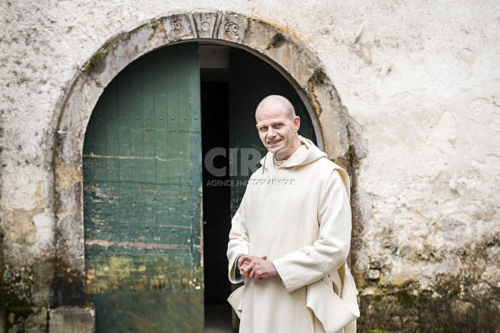 Dom Dysmas de LASSUS, prieur et ministre général de l'Ordre des Chartreux.