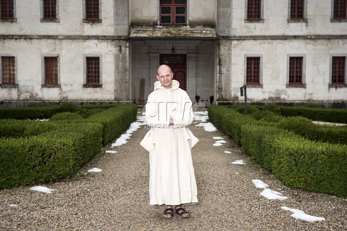 Dom Dysmas de LASSUS, prieur et ministre général de l'Ordre des Chartreux.