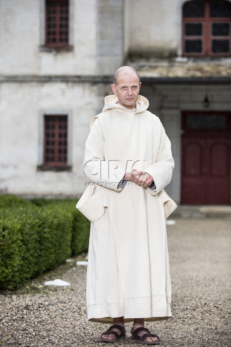 Dom Dysmas de LASSUS, prieur et ministre général de l'Ordre des Chartreux.