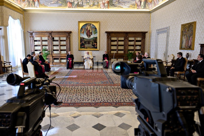 Coronavirus, audience générale restreinte dans le Palais apostolique. Vatican.