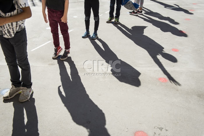 France, Covid-19, reprise des cours pour des élèves d'une classe de CE2.