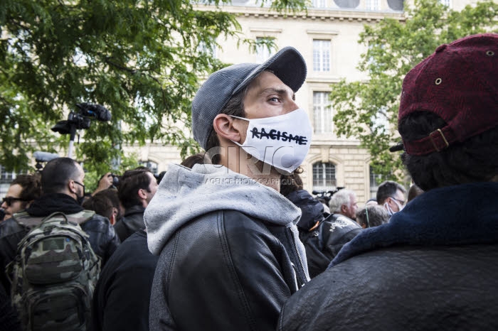 Rassemblement en hommage à George FLOYD, mort lors d'une arrestation aux USA.