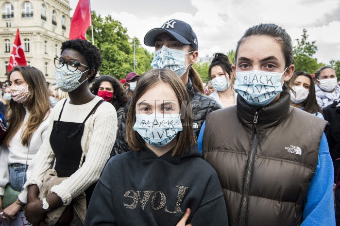 Rassemblement en hommage à George FLOYD, mort lors d'une arrestation aux USA.