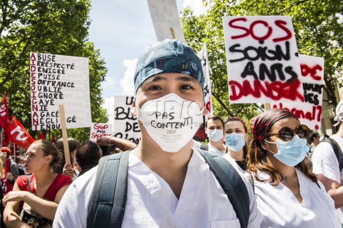 Manifestaton des personnels soignants à Paris.