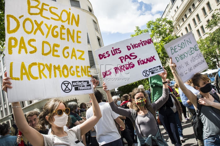 Manifestaton des personnels soignants à Paris.