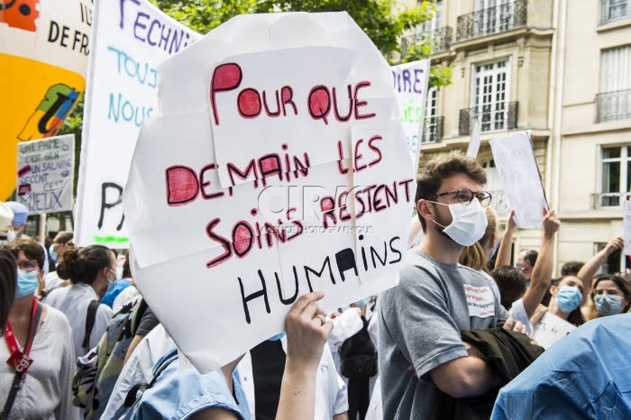 Manifestaton des personnels soignants à Paris.