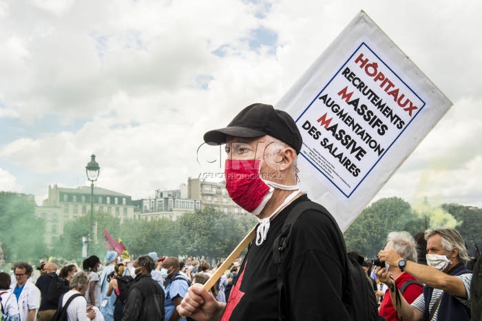 Manifestaton des personnels soignants à Paris.