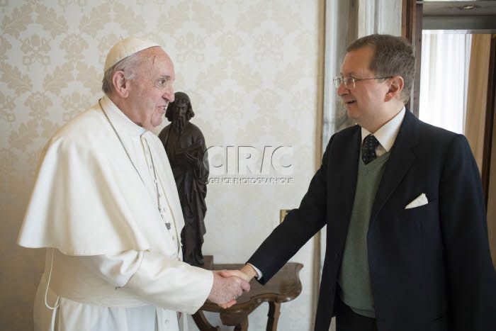 Le pape François reçoit en audience privée Alessandro CASSINIS RIGHINI.