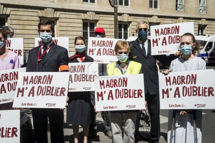 Projet de loi bioéthique, La manif Pour Tous devant l'Assemblée nationale.