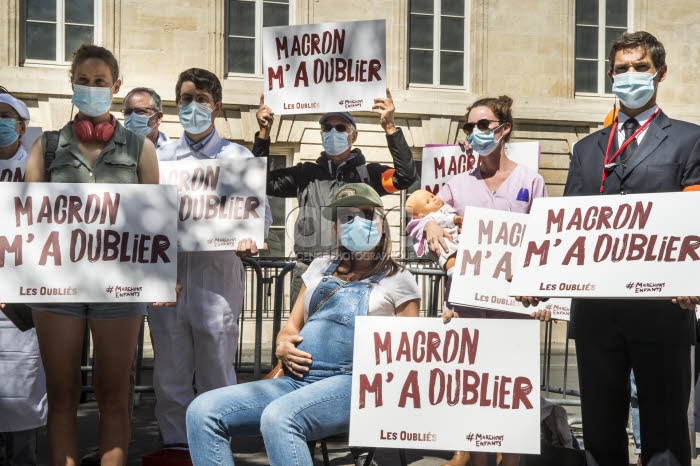 Projet de loi bioéthique, La manif Pour Tous devant l'Assemblée nationale.