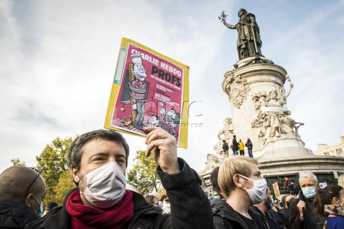 Paris, hommage à Samuel PATY, professeur assassiné par un terroriste.