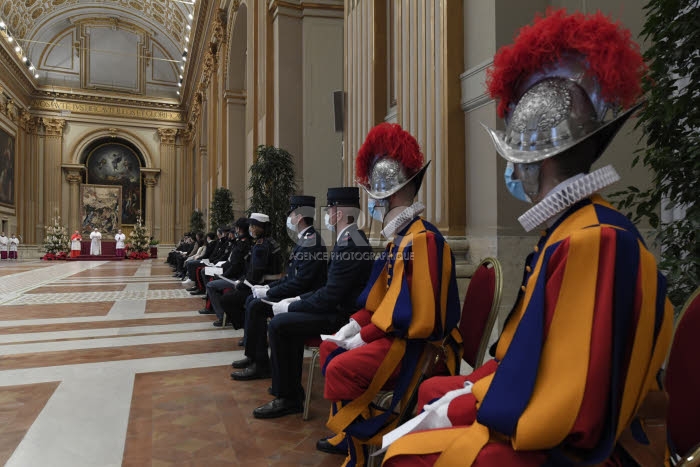 Le pape François délivre son message Urbi et Orbi.